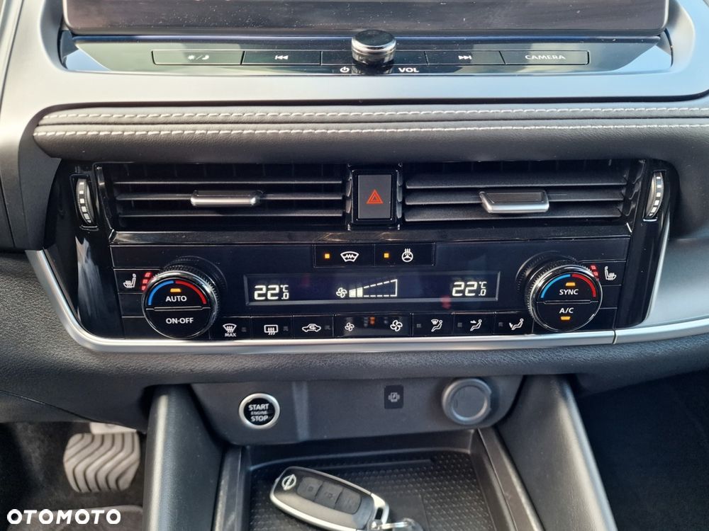 Nissan Qashqai 1.3 DIG-T MHEV Xtronic N-Connecta - 29