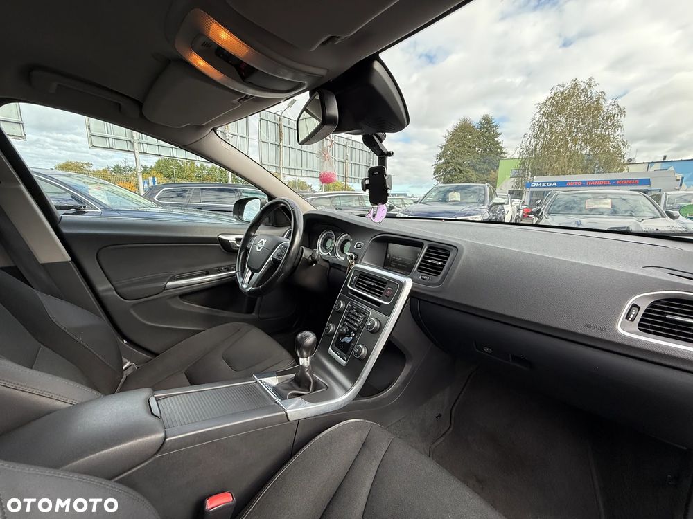 Volvo S60 DRIVe Momentum - 9