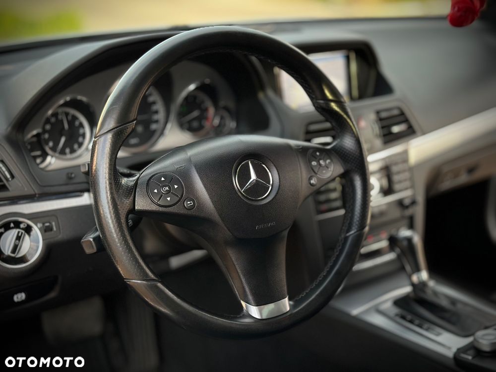 Mercedes-Benz Klasa E 200 CGI BlueEFFICIENCY Automatik Avantgarde - 20