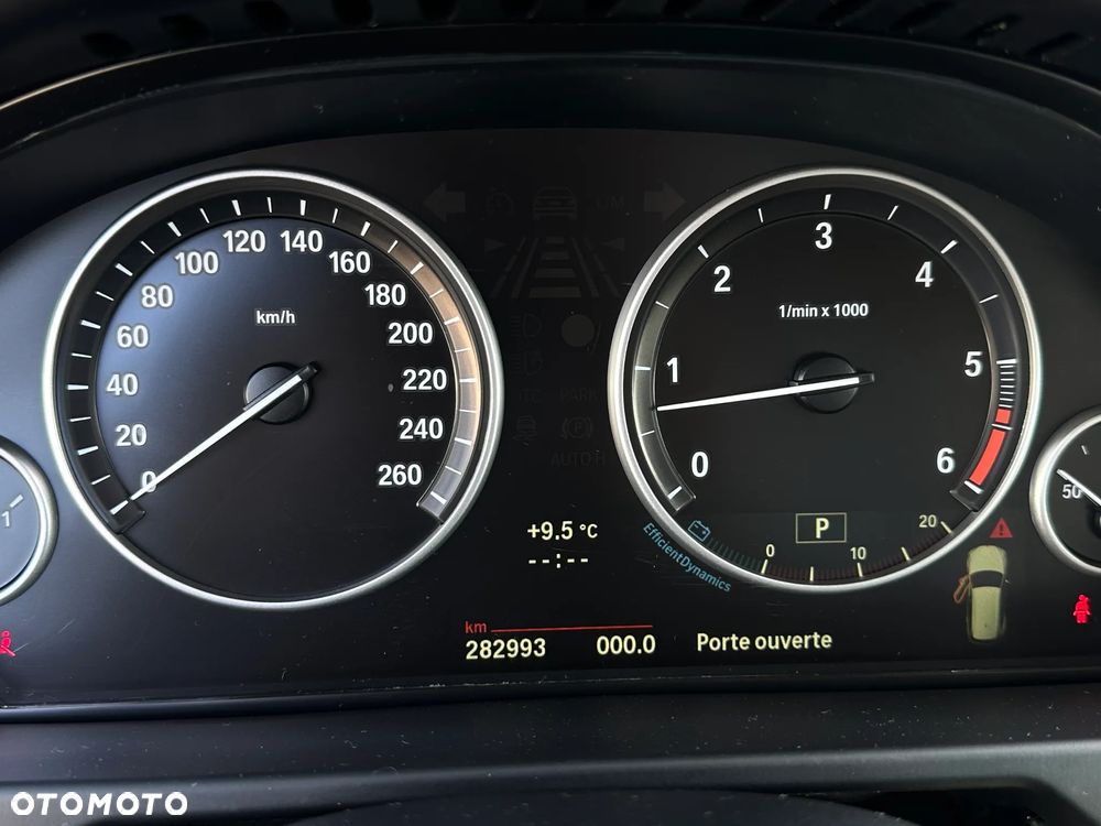 BMW X5 xDrive30d Sport-Aut - 35