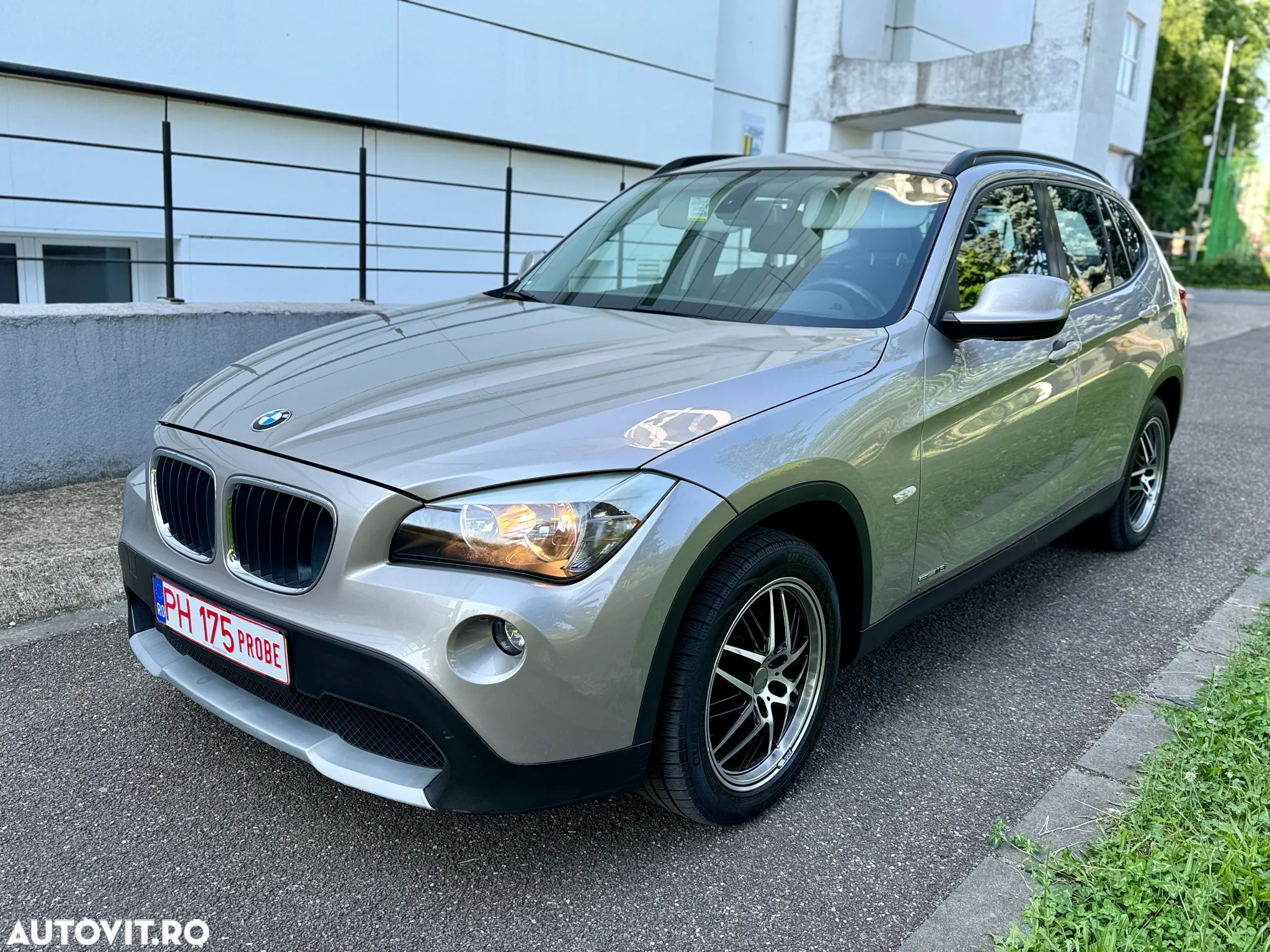 BMW X1 sDrive18i Aut. Sport Line - 7