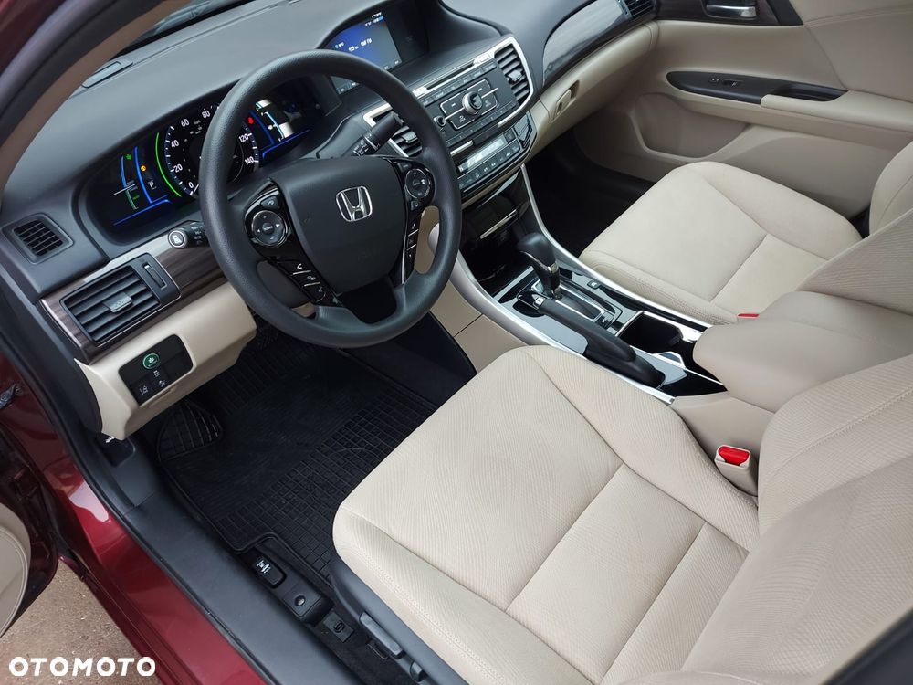 Honda Accord - 16