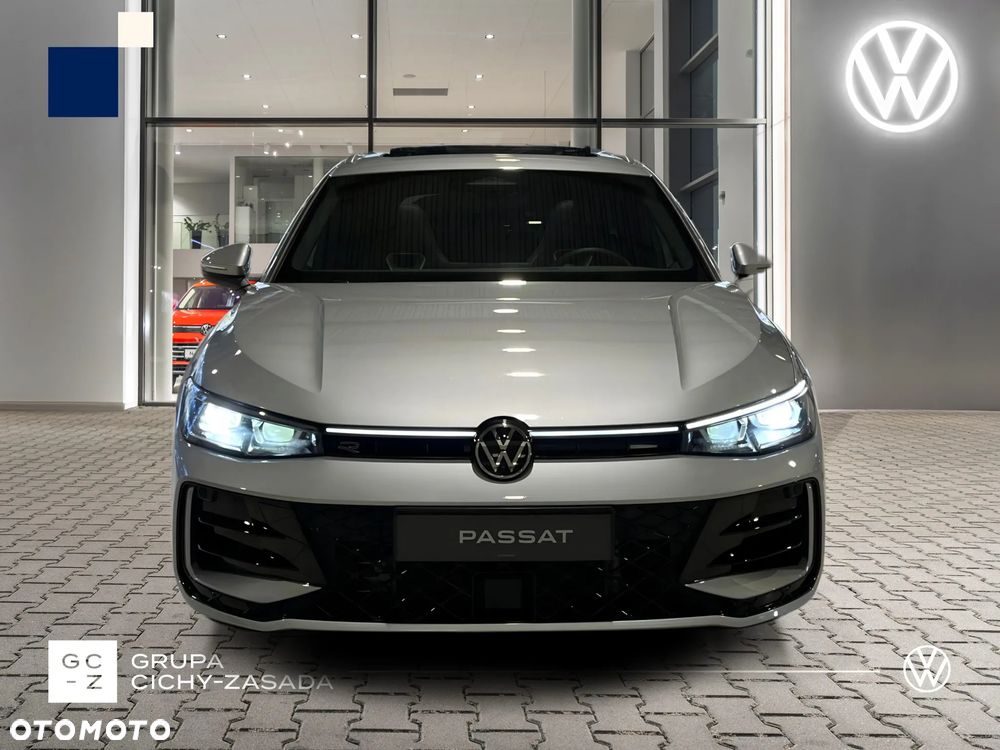 Volkswagen Passat Variant 2.0 TSI 4Mot R-Line DSG - 9