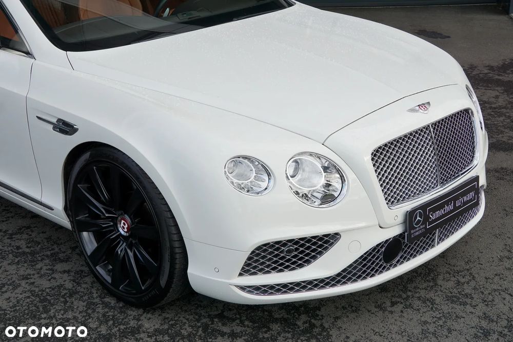 Bentley Continental GT Standard - 10