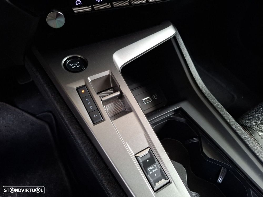 Peugeot 308 SW 1.2 Hybrid Allure e-DCS6 - 18