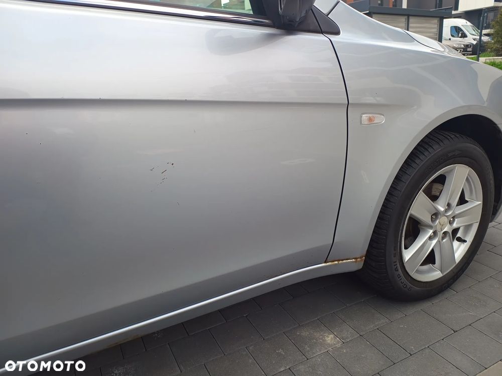 Mitsubishi Lancer 1.5 Invite - 11