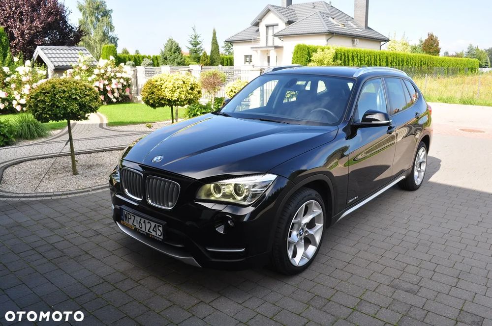 BMW X1 sDrive18d xLine - 12