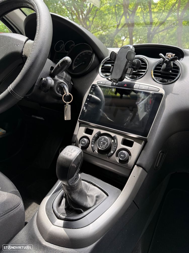 Peugeot 308 1.6 HDi Executive - 12