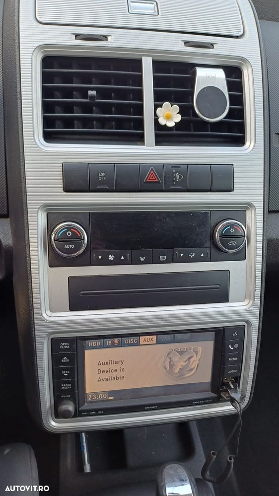 Dodge Journey - 11