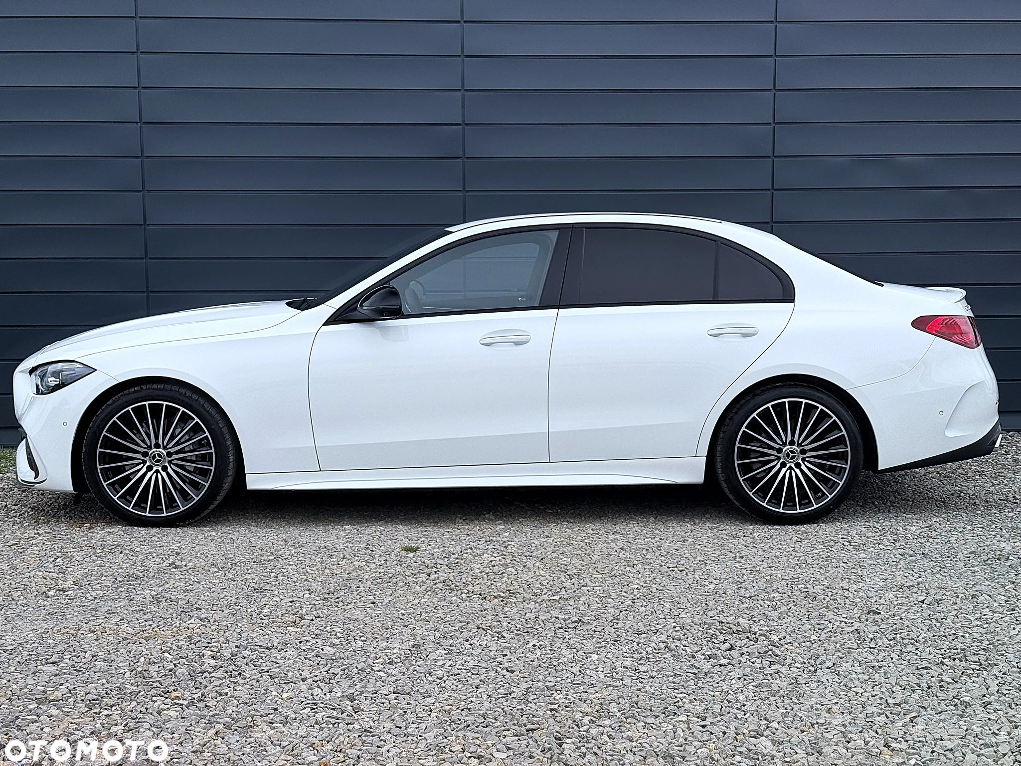 Mercedes-Benz Klasa C 220 d mHEV 4-Matic AMG - 4