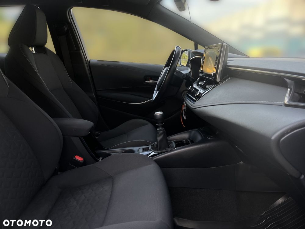 Toyota Corolla - 9
