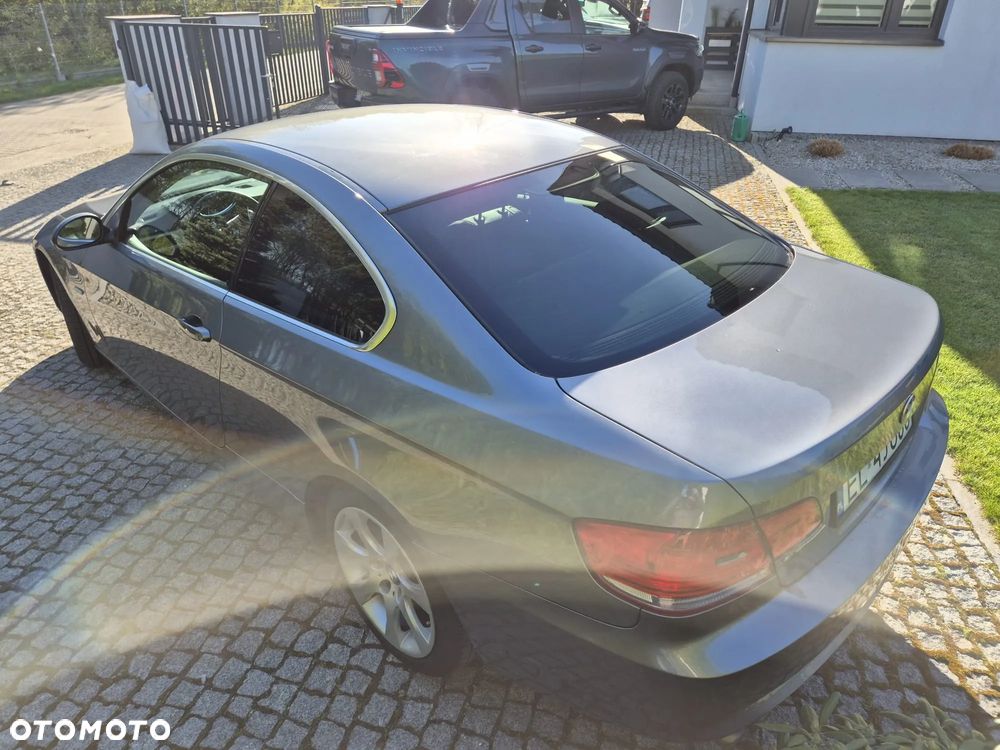 BMW Seria 3 325i M Sport Edition - 15