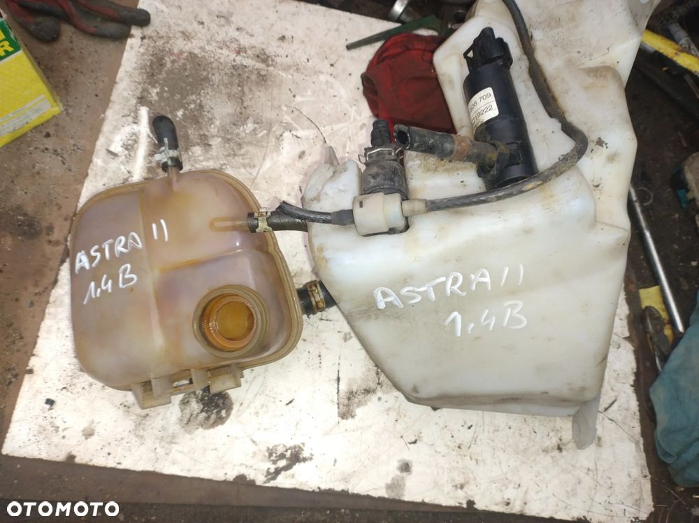 OPEL ASTRA II G 1,4 zbiorniczek wyrównawczy spryskiwaczy 1,7 - 1