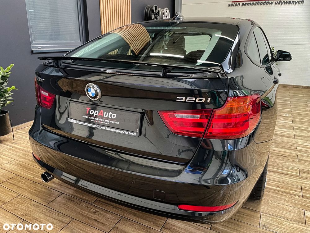 BMW 3GT 320i Advantage - 9