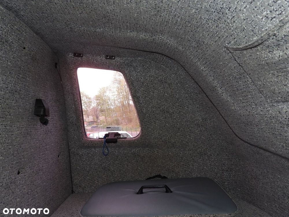 Mercedes-Benz SPRINTER 316  8 PALET PLANDEKA WINDA TEMPOMAT KLIMATYZACJA  160KM - 40