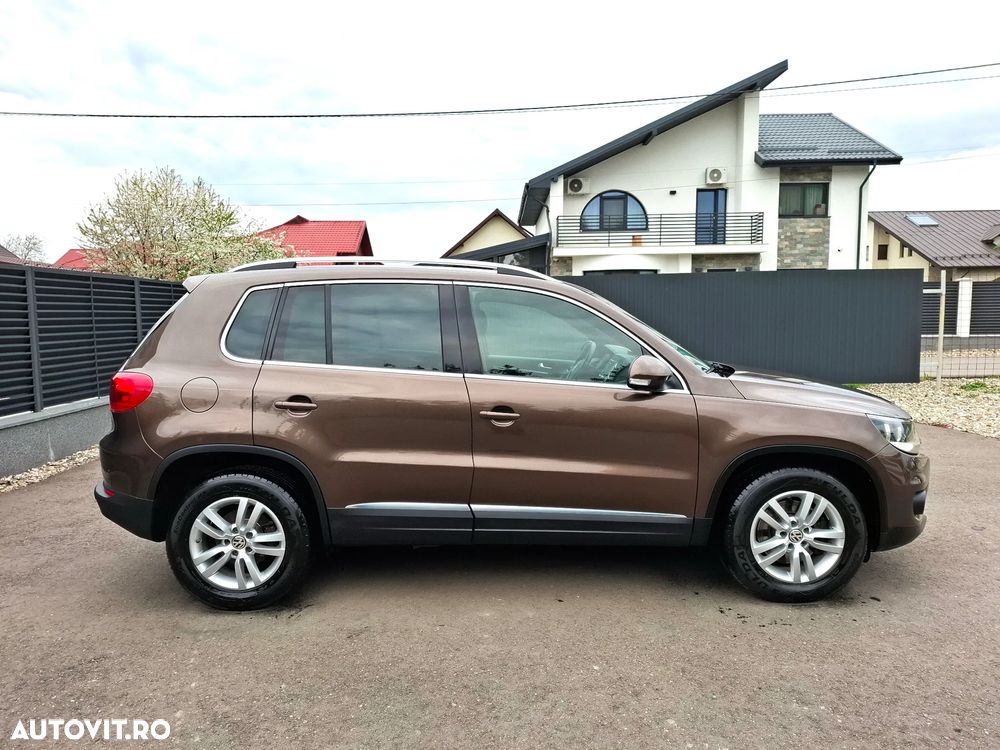 Volkswagen Tiguan 2.0 TDI SCR BlueMotion Technology Lounge Sport & Style - 11