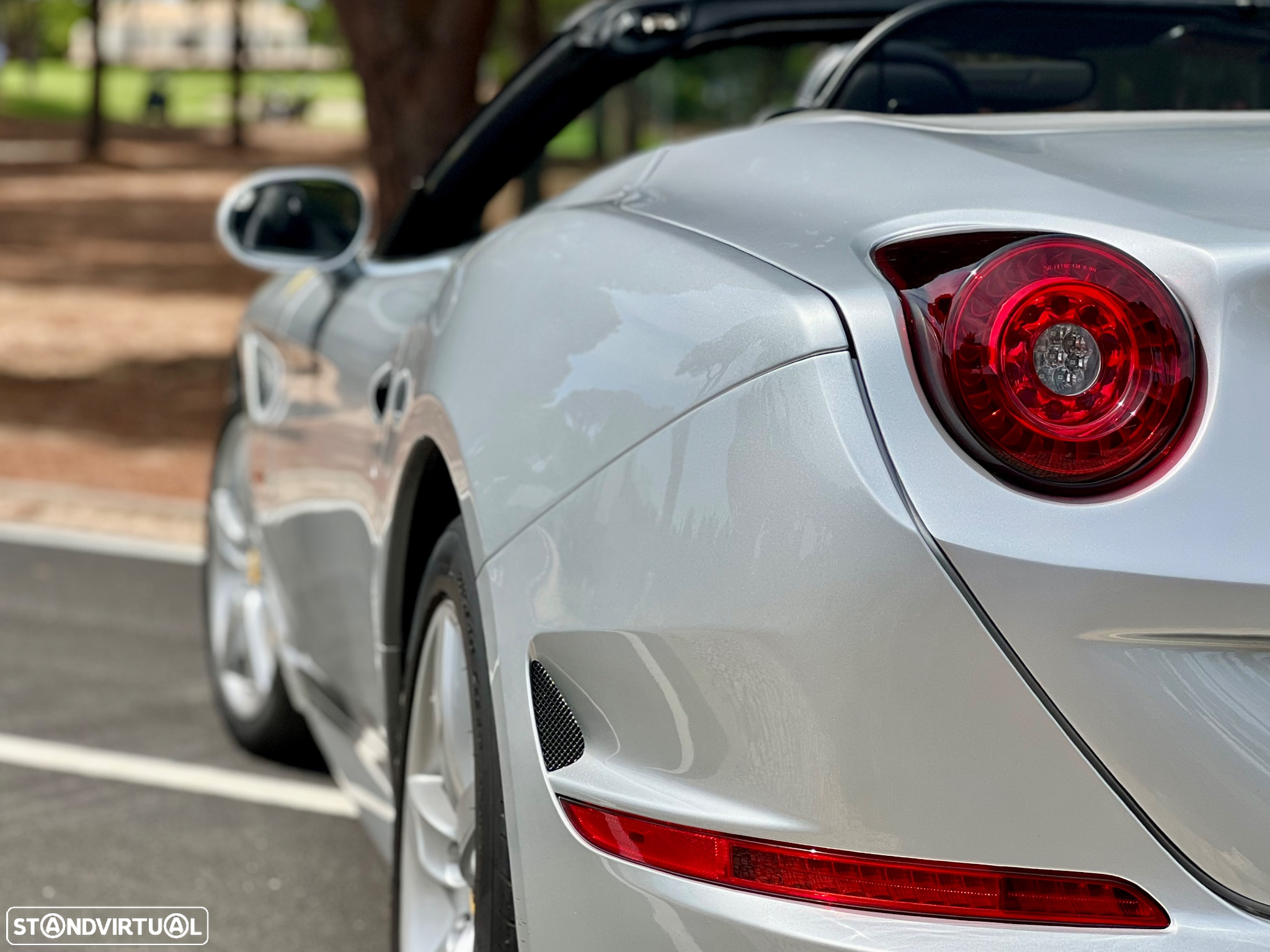Ferrari California - 37