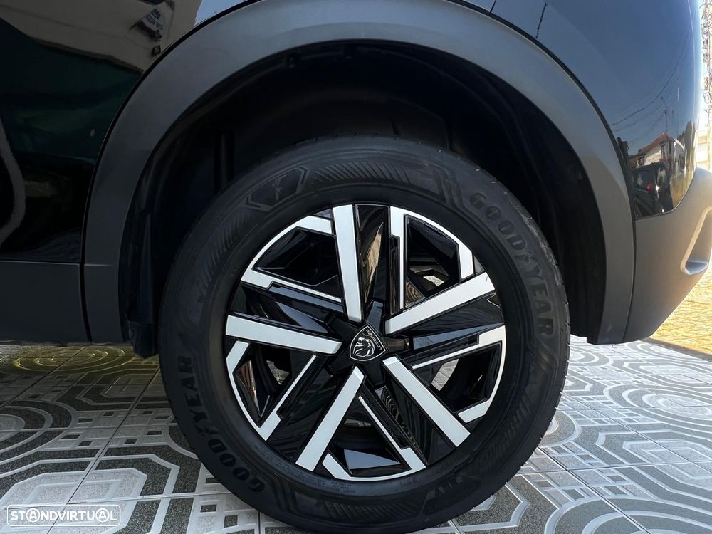 Peugeot 2008 1.2 PureTech Active Pack - 47