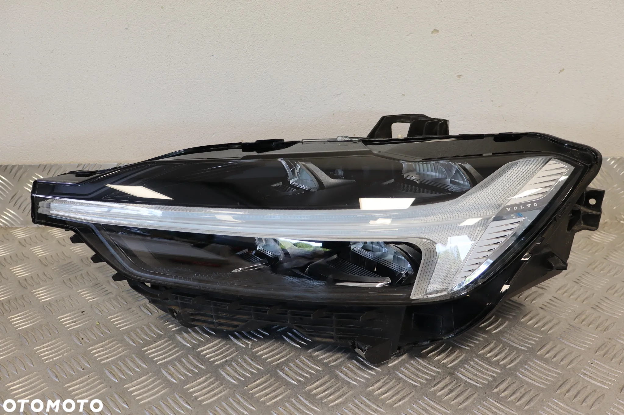 LAMPA PRZEDNIA PRZÓD LEWA VOLVO XC60 II FULL LED 32342506 2017 - 4