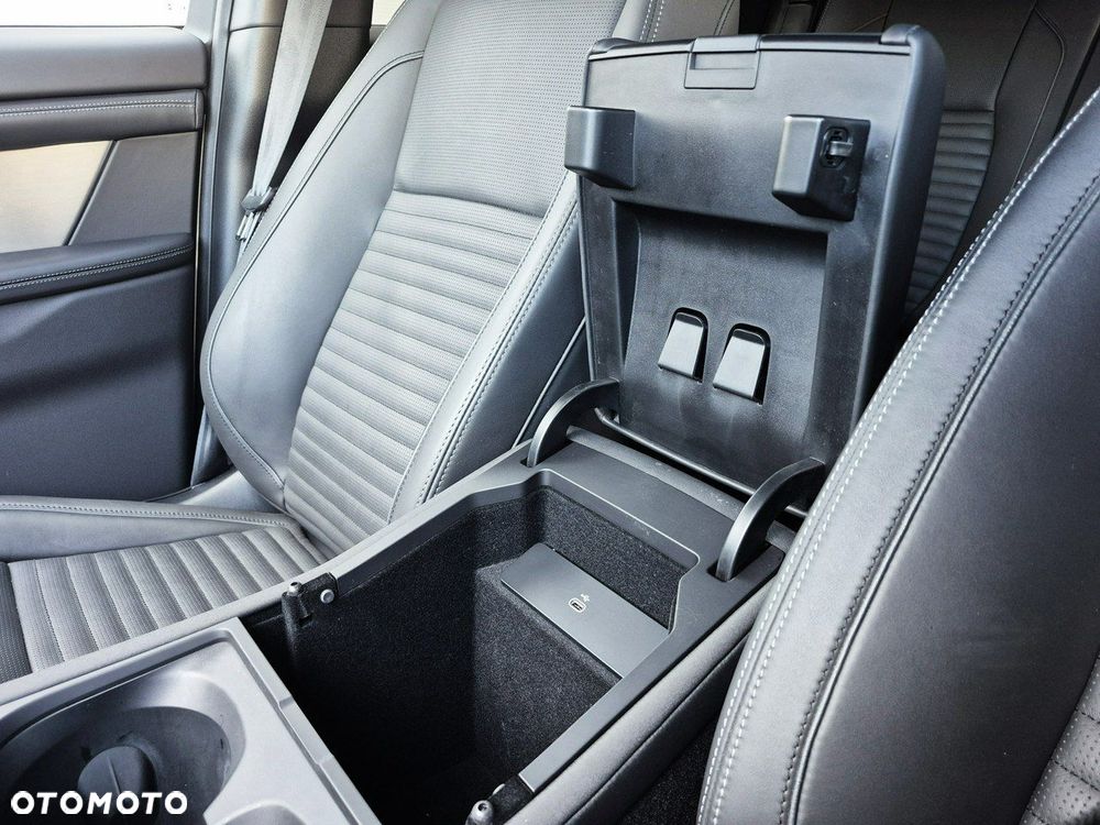Land Rover Discovery Sport - 37