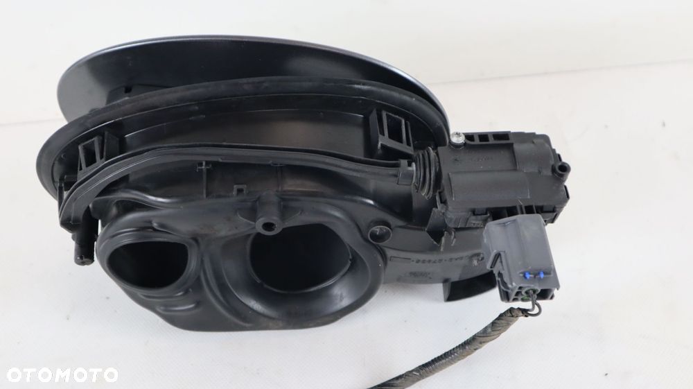 RANGE ROVER VELAR L560 KLAPKA WLEWU PALIWA J8A2-27936 - 7