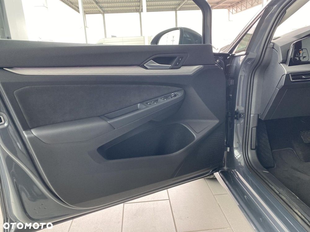 Volkswagen Golf - 19