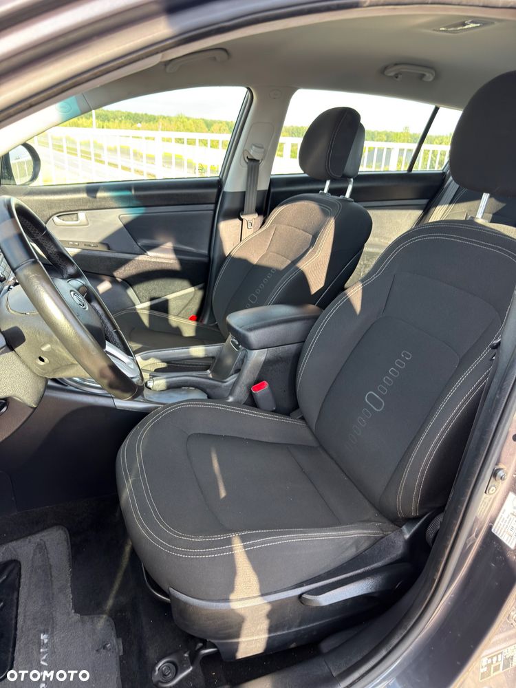 Kia Sportage 2.0 L 2WD - 13