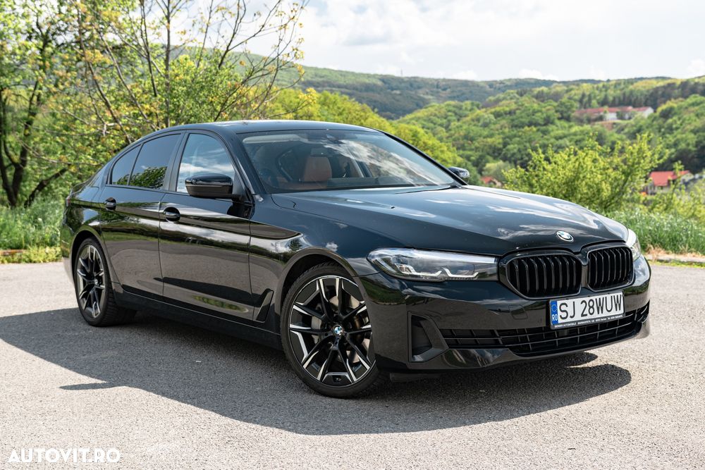 BMW Seria 5 530i xDrive AT MHEV - 2