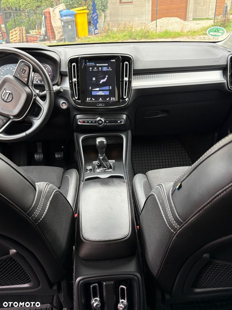 Volvo XC 40 - 6