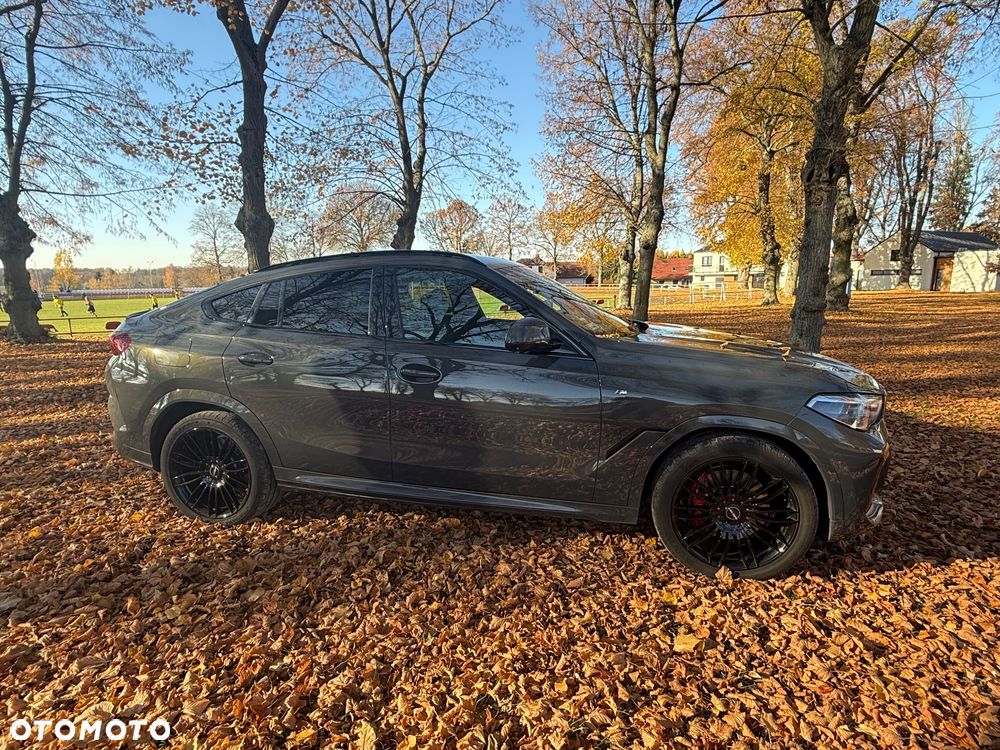 BMW X6 - 13