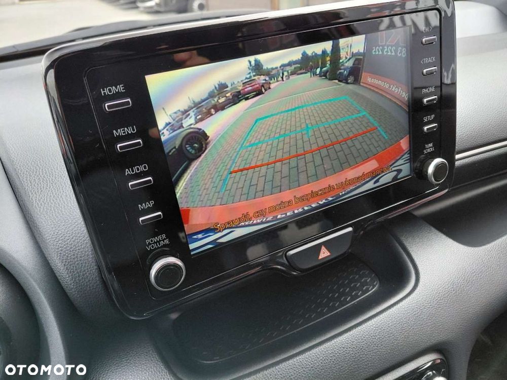 Toyota Yaris - 11