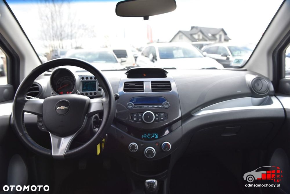 Chevrolet Spark - 17