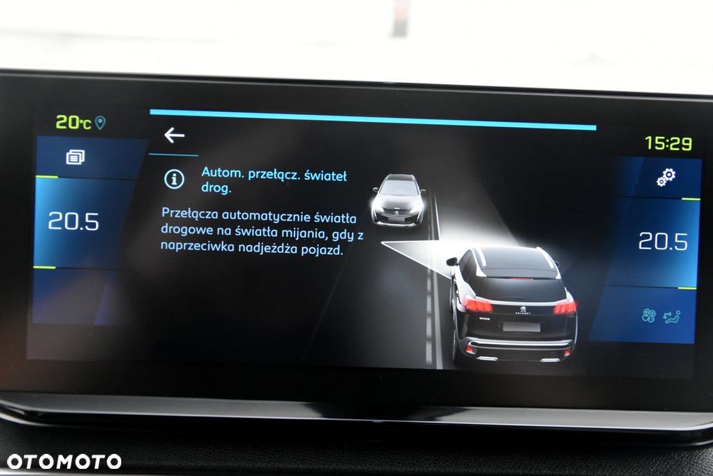 Peugeot 3008 1.6 PureTech HYbrid4 GT Line S&S EAT8 - 33