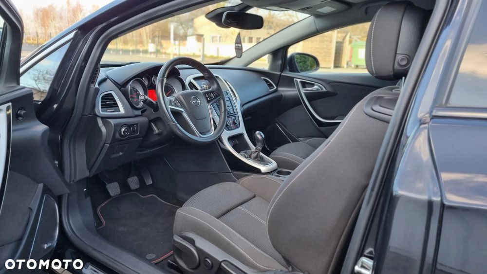 Opel Astra 1.4 Turbo Edition - 10