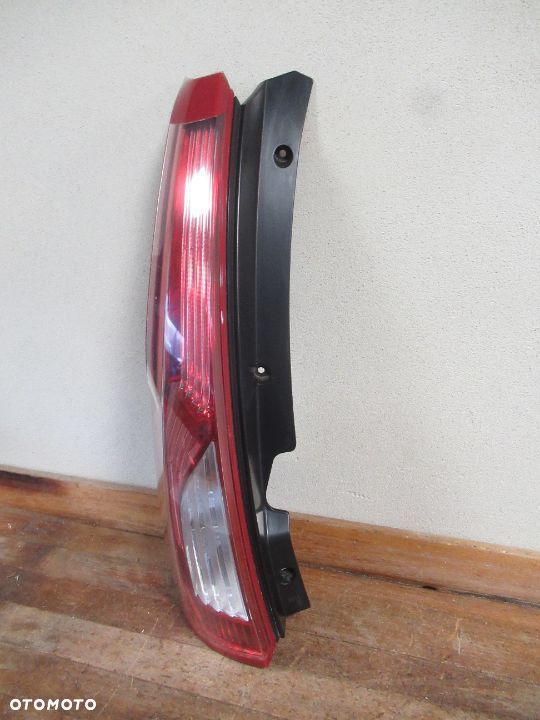 LAMPA TYLNA TYŁ PRAWA LEWA CITROEN C4 PICASSO 2006-2010 - 3