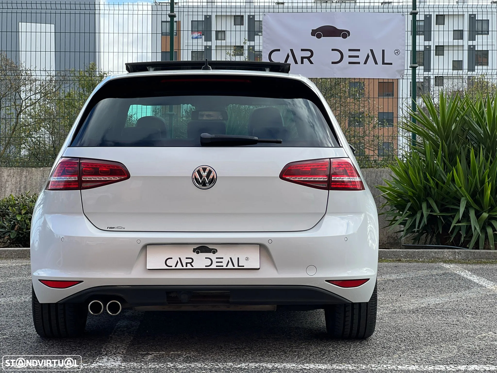 VW Golf 2.0 TDI GTD DSG - 6