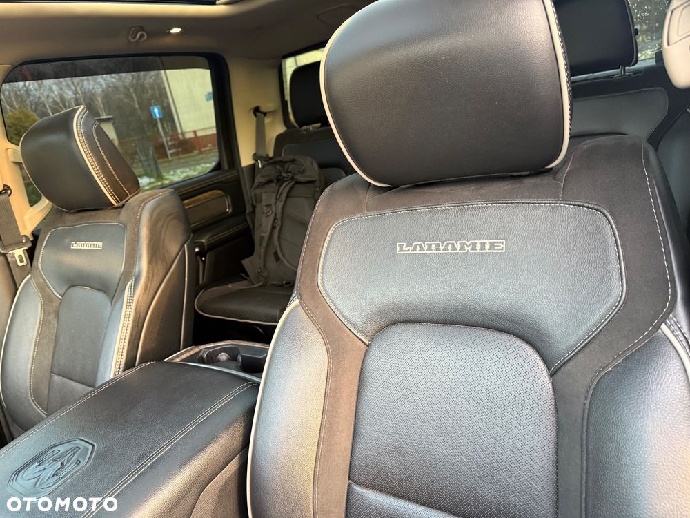 RAM 1500 Crew Cab Longbed Laramie - 26