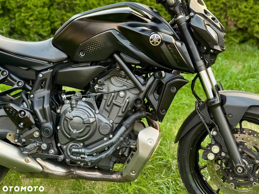 Yamaha MT - 12