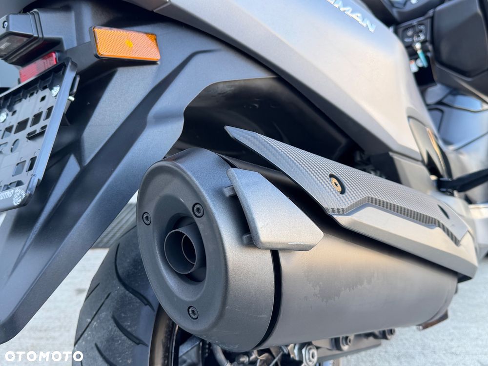 Suzuki Burgman - 7