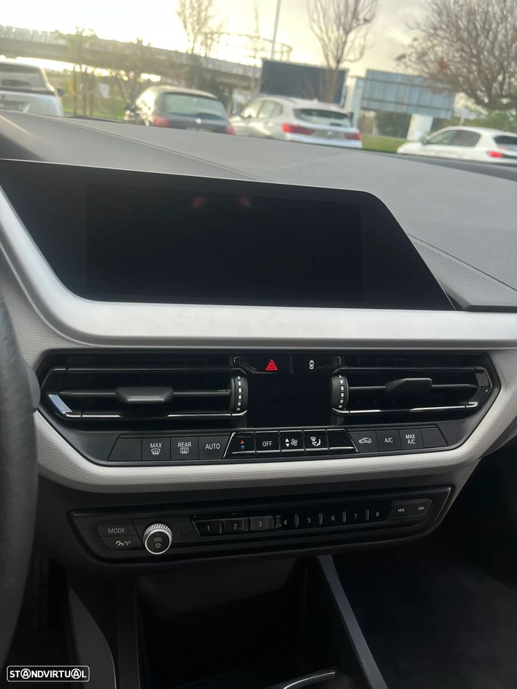 BMW 116 d Corporate Edition - 16