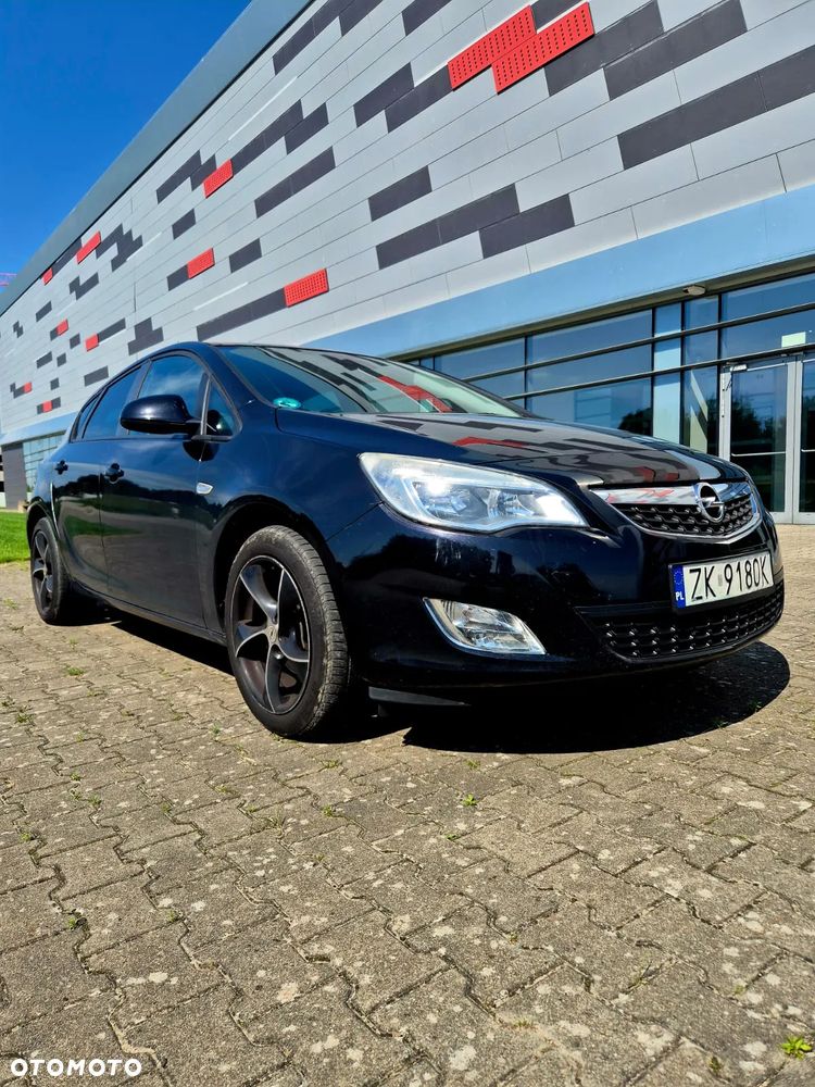 Opel Astra 1.4 Turbo - 1
