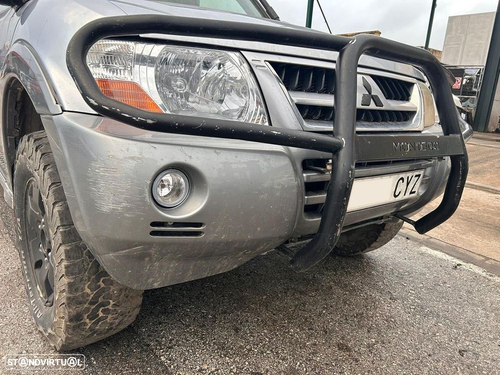 DEFENSA FRONTAL MITSUBISHI PAJERO III 2004 - - 2
