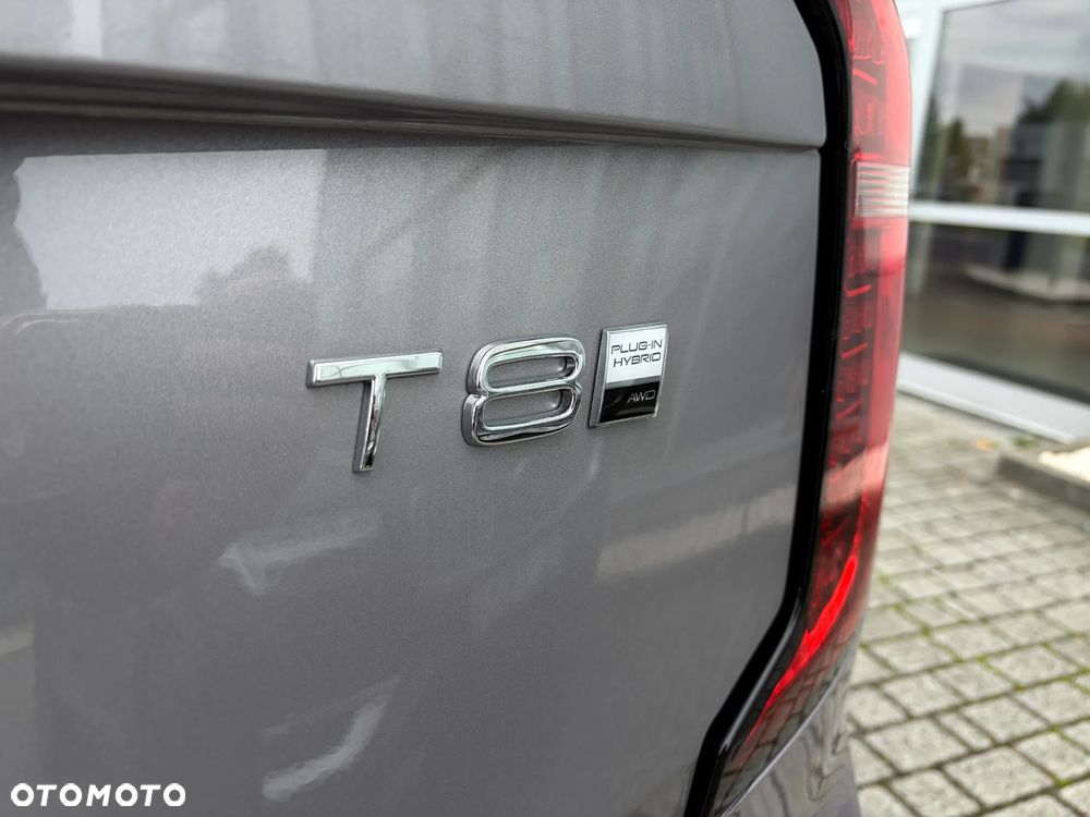 Volvo XC 90 - 9