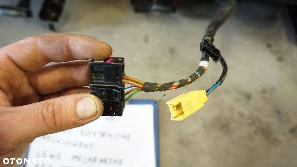 VOLKSWAGEN PASSAT B6 / FOTEL / KANAPA / KOMPLET MATERIAŁOWE (dostępne 3 komplety foteli) - 36