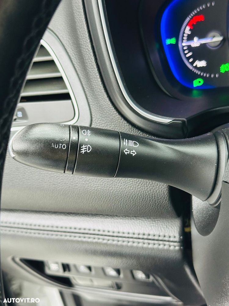 Renault Koleos ENERGY dCi 175 X-tronic 4WD LIMITED - 28