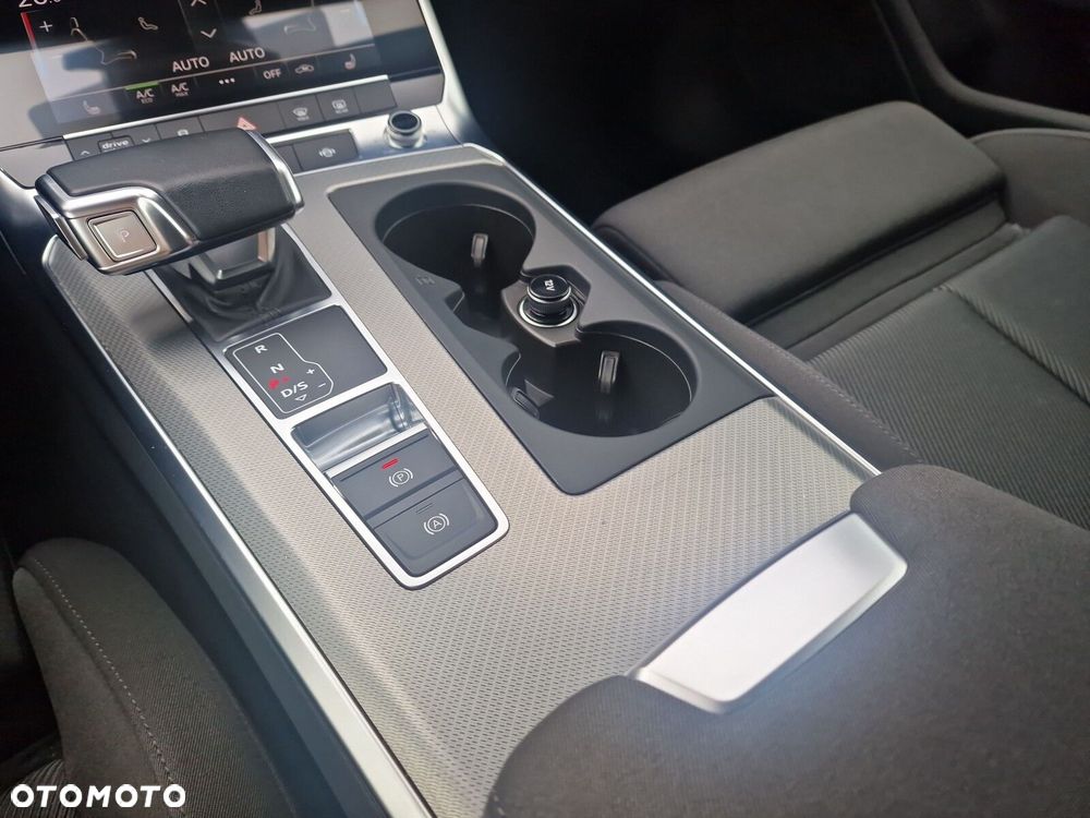 Audi A6 Avant 40 TDI mHEV Quattro Advanced S tronic - 16