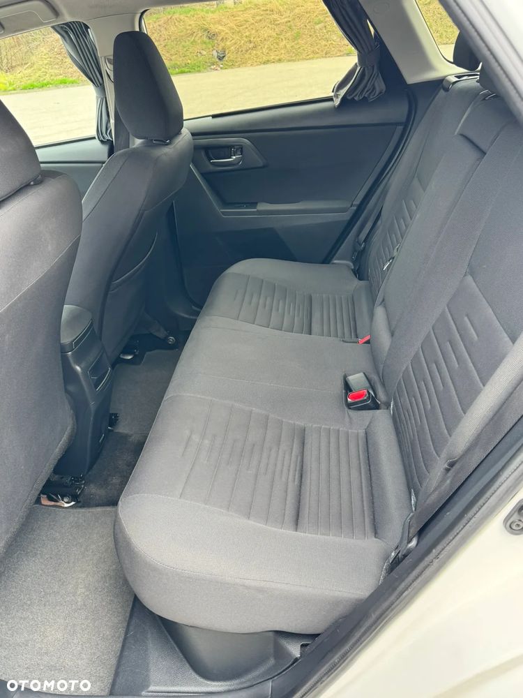 Toyota Auris - 10