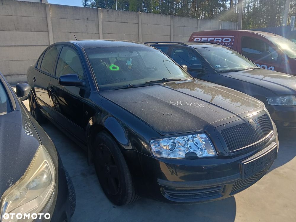 Atrapa Grill (Błotnik, Lusterko, Zderzak, Drzwi, Maska, Kierownica) Skoda Superb 1.9 ON130 Km 2003 r - 1