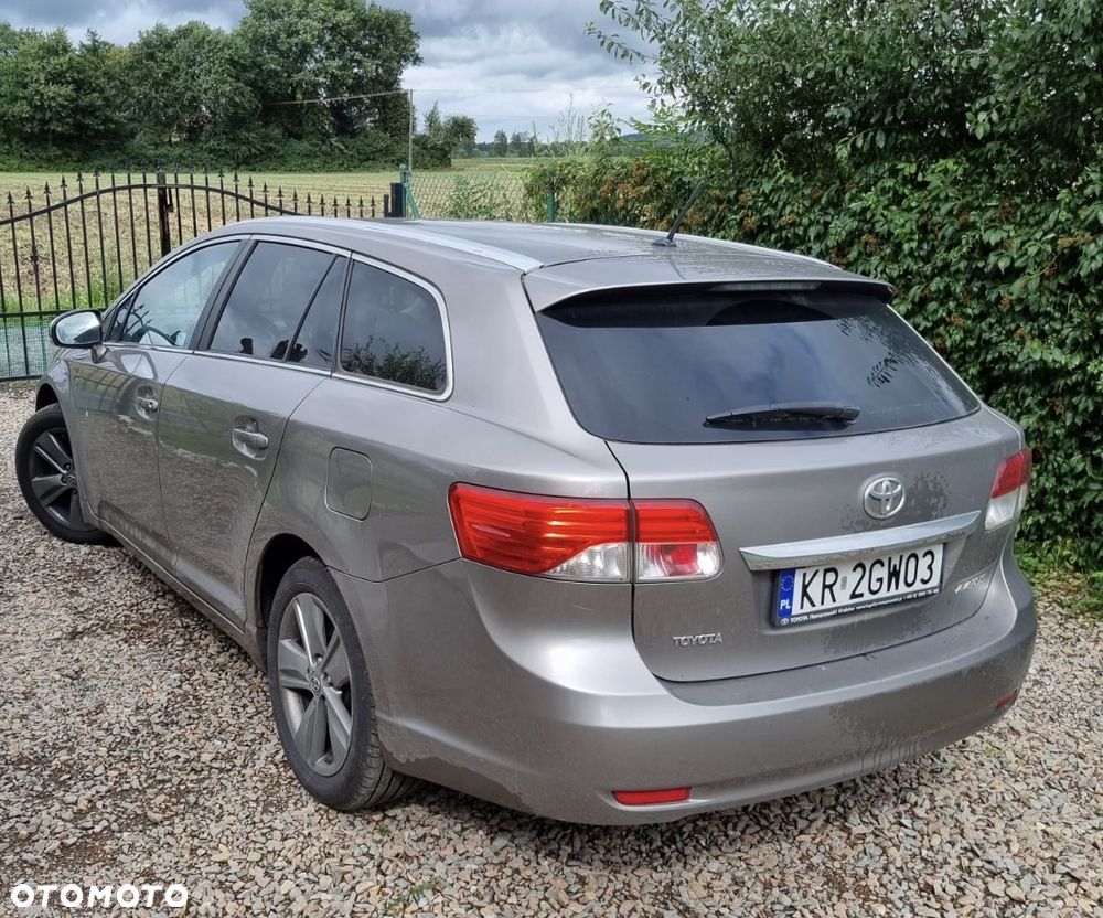 Toyota Avensis 2.0 D-4D Active - 4