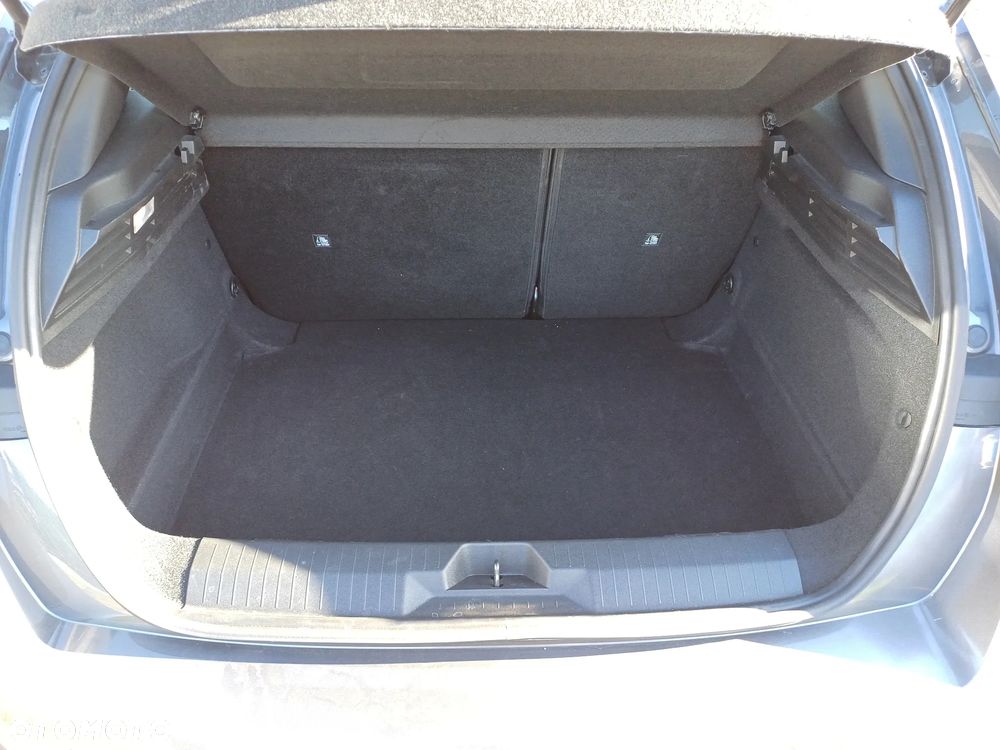 Opel Astra V 1.2 T Edition S&S - 11